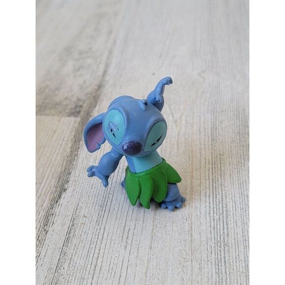 Disney hula dance Lilo Stitch Pixar toy figure skirt - Picture 1 of 5